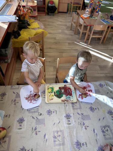 Kompot - otisk jablek.